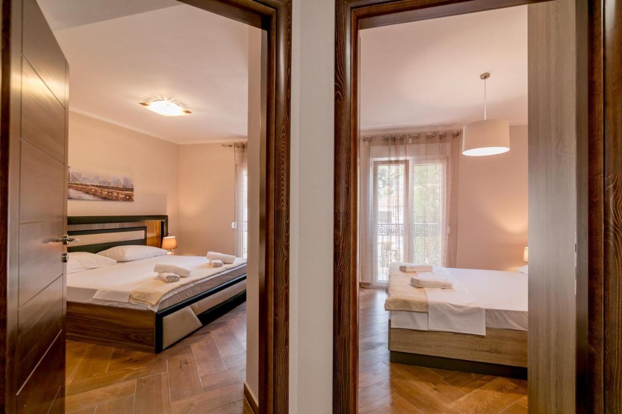 Apartmani Matej โกตอร์ ภายนอก รูปภาพ