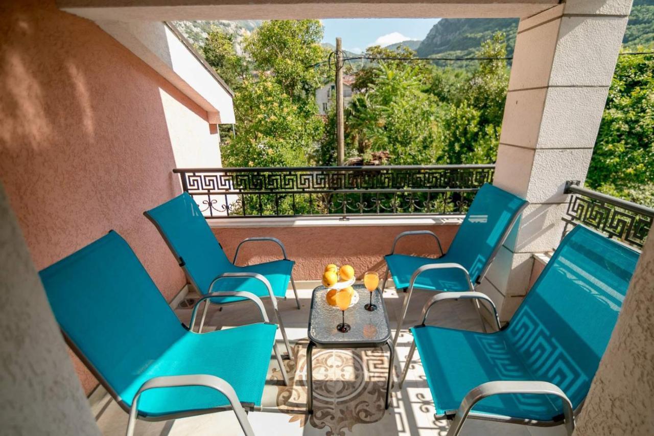 Apartmani Matej โกตอร์ ภายนอก รูปภาพ
