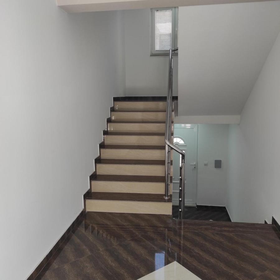Apartmani Matej โกตอร์ ภายนอก รูปภาพ