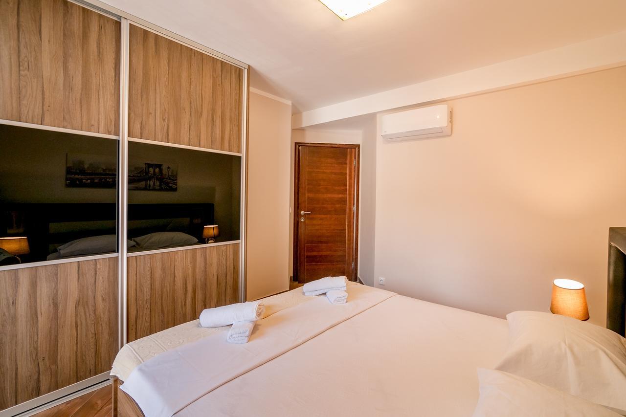 Apartmani Matej โกตอร์ ภายนอก รูปภาพ