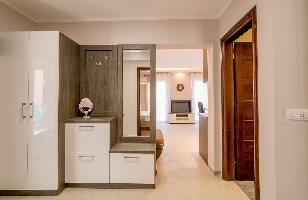 Apartmani Matej โกตอร์ ภายนอก รูปภาพ